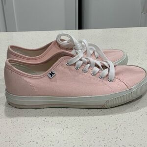 Hurley Shoes | Hurley Women’s Hurley Sneakers.| Color: Cream/Pink | Size: 8|